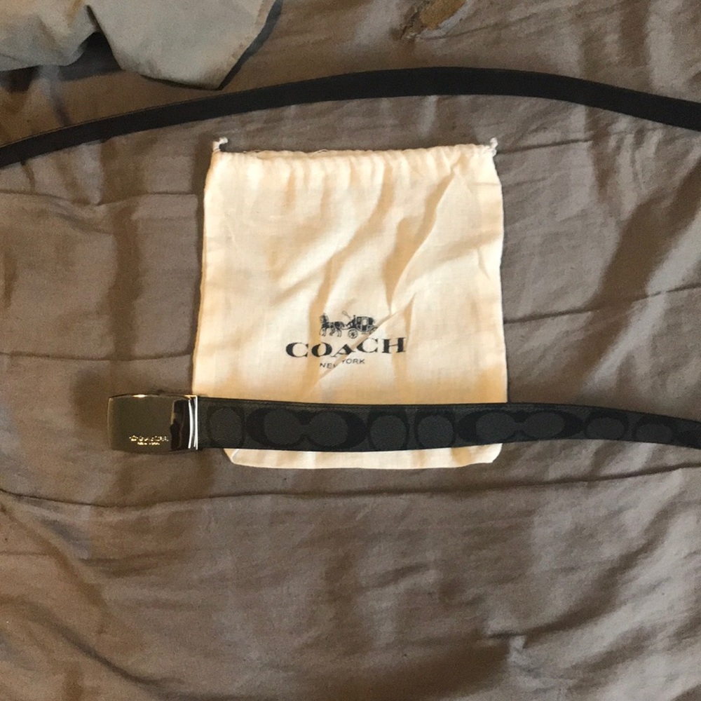 BRAND NEW COACH BELT REVERSIBLE 42 inches
